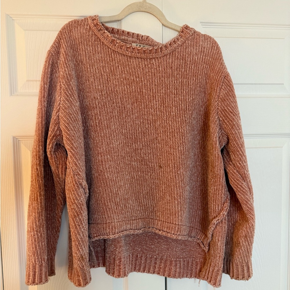 Women's Ribbed Crew Neck Sweater in Dusty Rose